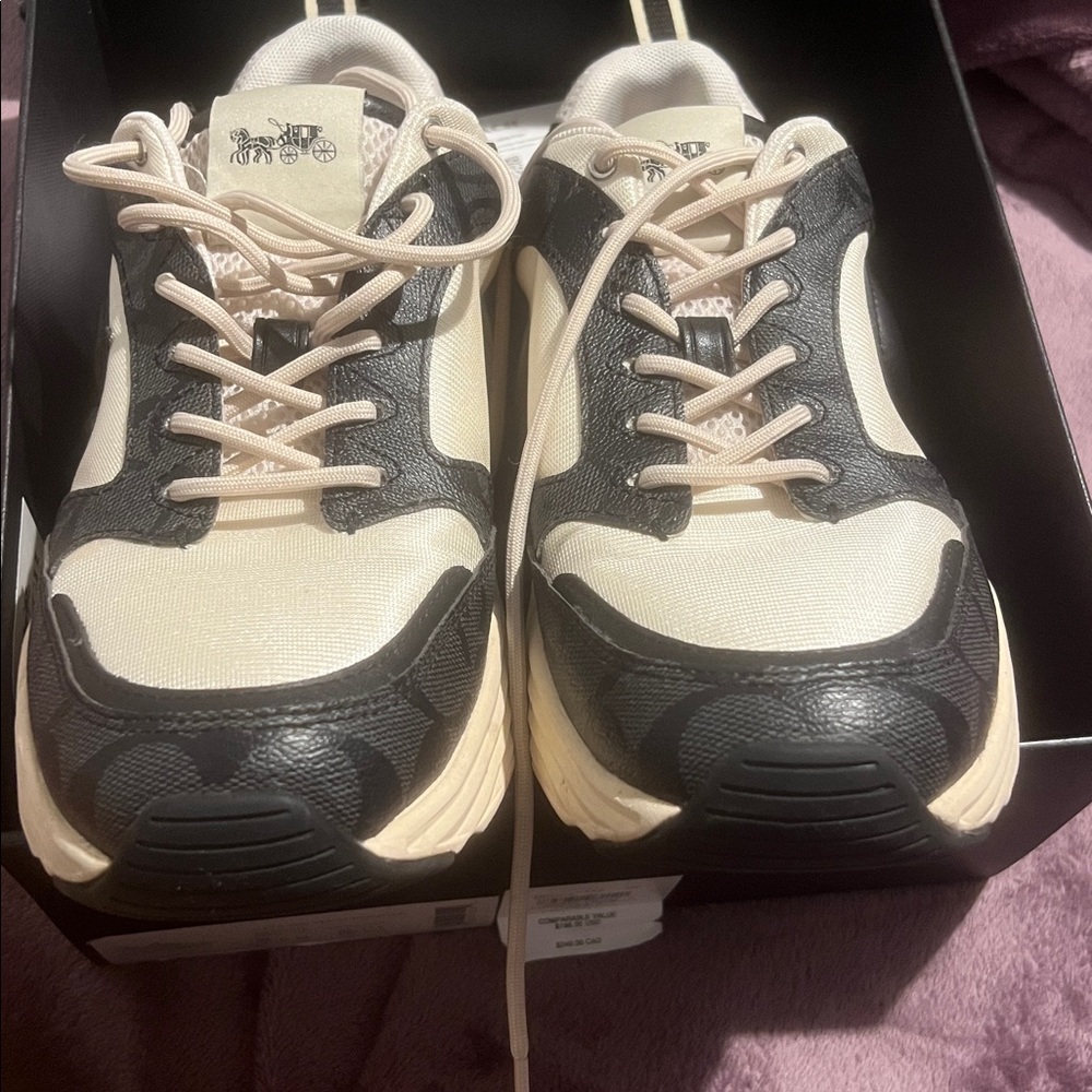 Coach Signature tech runner in Graphite - Picture 10 of 12